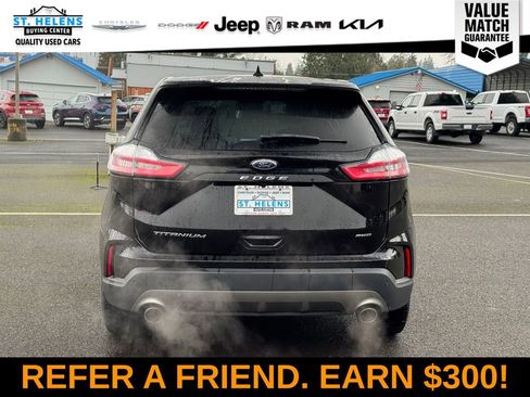 Used 2024 Ford Edge Titanium image 5