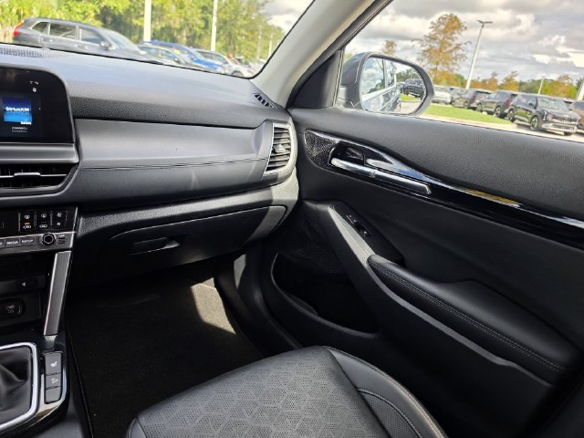 Certified 2024 Kia Seltos EX FWD image 9