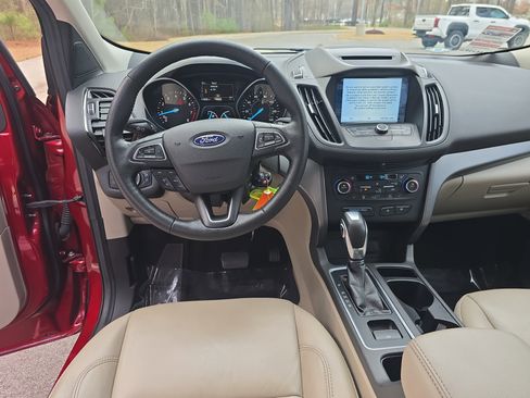 Used 2018 Ford Escape SEL image 18