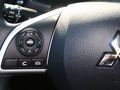 Used 2025 Mitsubishi Outlander Sport ES image 15