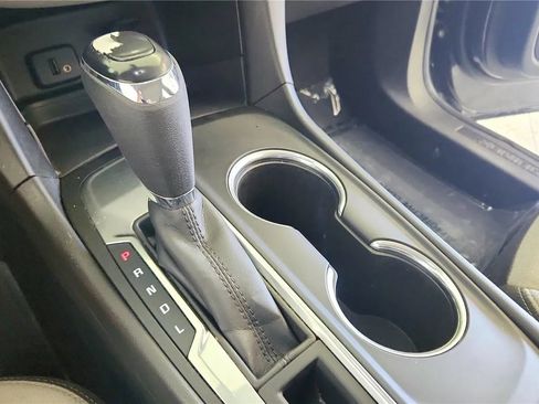 Used 2018 Chevrolet Equinox LS FWD image 27