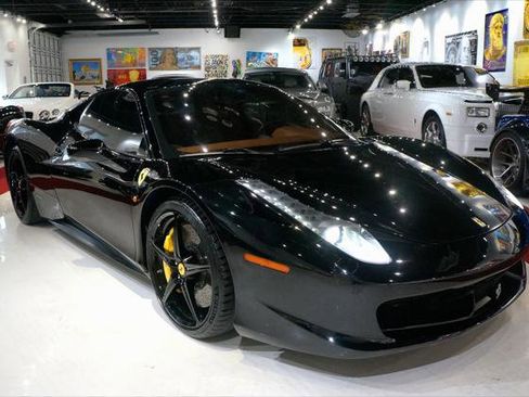 Used 2011 Ferrari 458 Italia Coupe image 1
