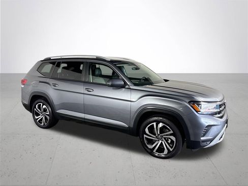 Used 2022 Volkswagen Atlas SEL image 4