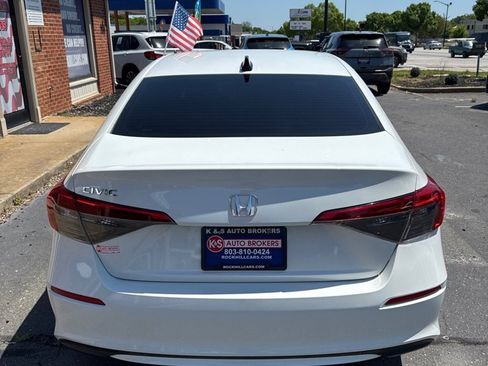 Used 2022 Honda Civic LX image 4