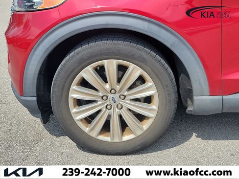 Used 2020 Ford Explorer Limited w/ Class III Trailer Tow Package RWD image 6