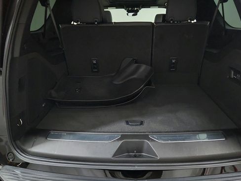 Certified 2025 Cadillac Escalade ESV Premium Luxury w/ LPO, Floor Liner Package image 20