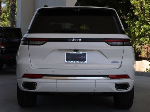 New 2023 Jeep Grand Cherokee Overland w/ Luxury Tech Group IV image 6