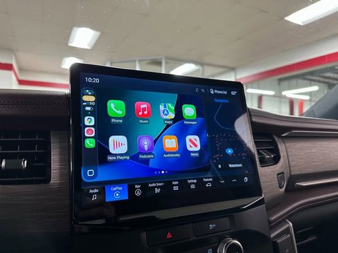 Used 2022 Ford Expedition Limited image 25