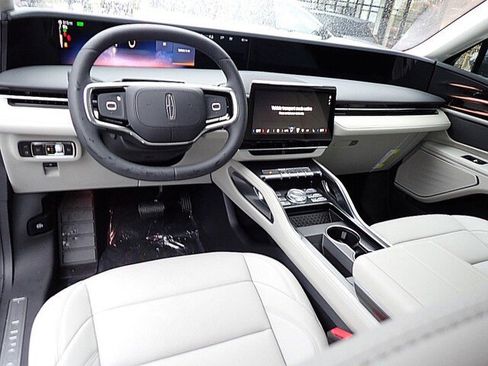 New 2026 Lincoln Nautilus Premier image 39