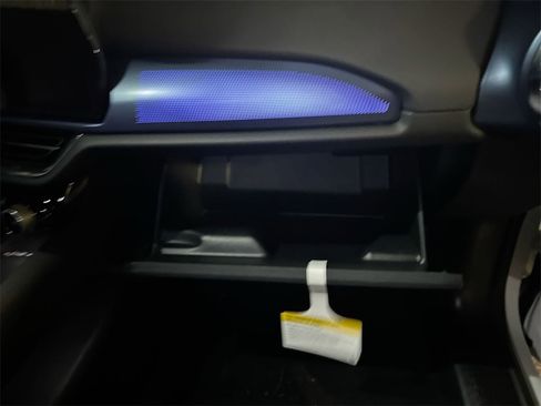 New 2026 Chevrolet Equinox EV LT image 34