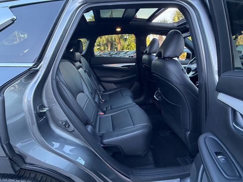 Used 2020 INFINITI QX50 Essential w/ Edition 30 Package FWD image 17