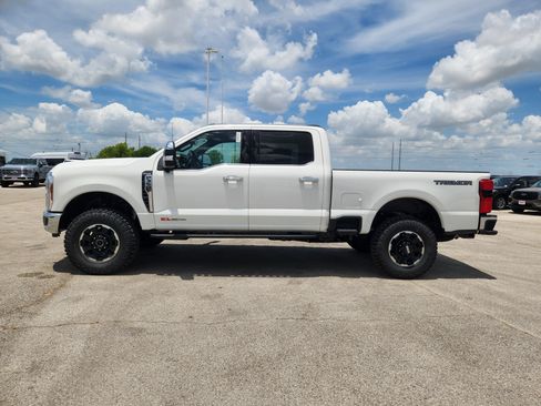 New 2026 Ford F350 King Ranch w/ Tremor Off-Road Package AWD/4WD image 3
