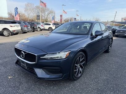 Used 2020 Volvo S60 T6 Momentum w/ Protection Package