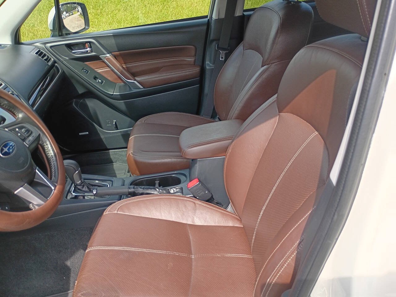 Used 2018 Subaru Forester 2.5i Touring AWD/4WD image 12