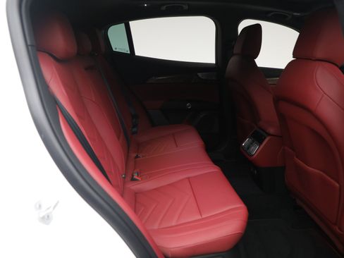 New 2026 Maserati Grecale Modena image 20