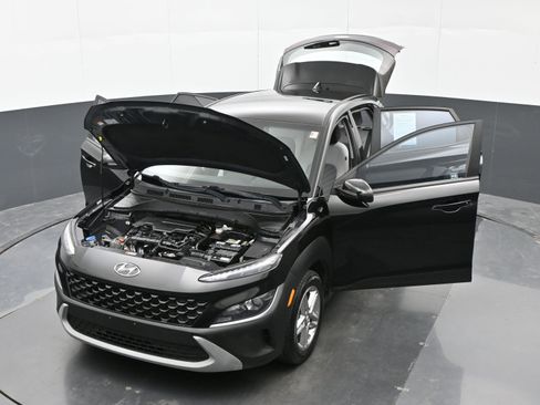 Certified 2022 Hyundai Kona SE image 46