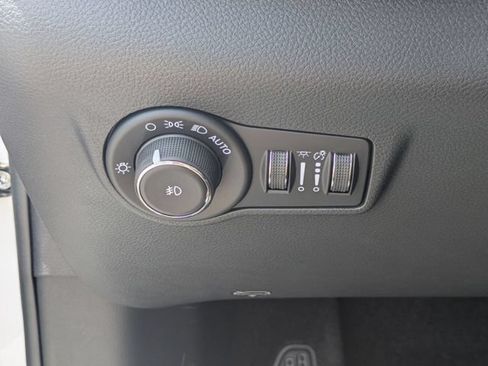 New 2026 Jeep Compass Latitude AWD/4WD image 16