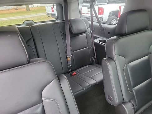 Used 2017 Chevrolet Suburban Premier image 40
