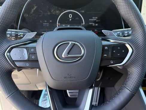 New 2026 Lexus TX 500h AWD image 15