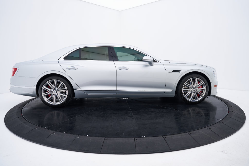 Used 2022 Bentley Flying Spur V8 AWD/4WD image 15