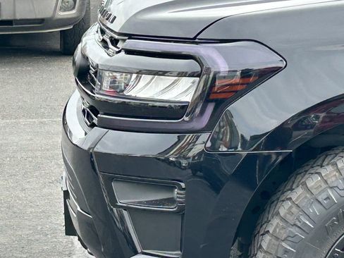 Used 2023 Ford Expedition Limited image 12