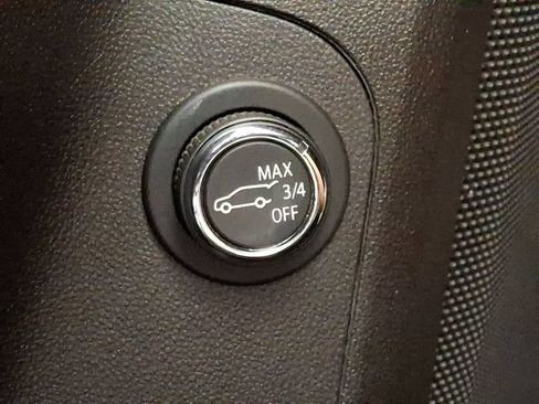 Used 2019 GMC Acadia SLT w/ LPO, Floor Liner Package AWD/4WD image 26