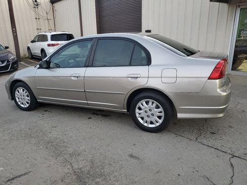 Used 2004 Honda Civic LX image 4