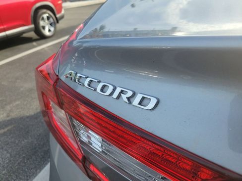 Used 2020 Honda Accord EX image 14
