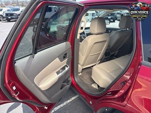 Used 2013 Ford Edge SEL FWD image 24