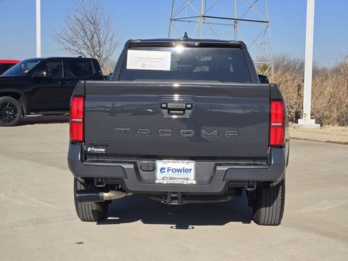 Certified 2025 Toyota Tacoma SR5 image 6