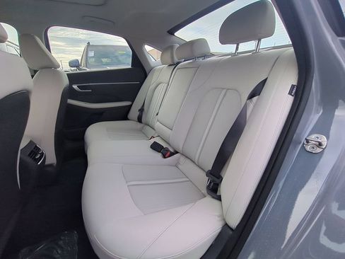 New 2026 Hyundai Sonata SEL FWD image 14