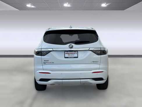 Used 2023 Buick Enclave Avenir w/ Avenir Technology Package AWD/4WD image 10