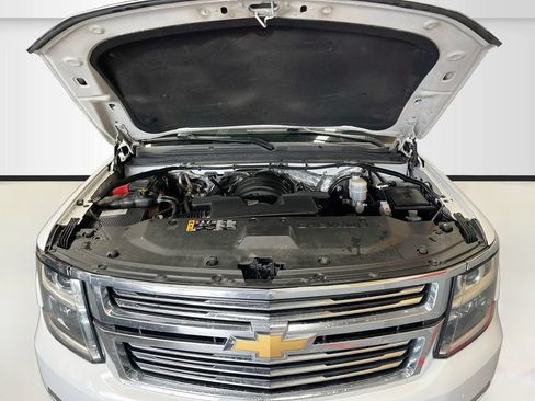Used 2017 Chevrolet Tahoe Premier AWD/4WD image 34