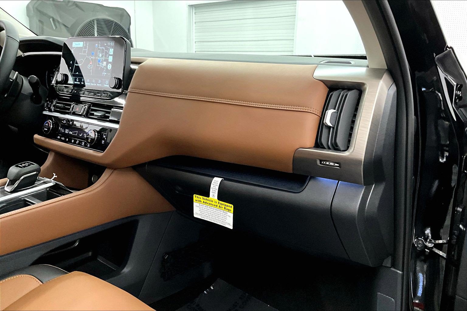 New 2025 Nissan Pathfinder Platinum w/ Lighting Package (N93) AWD/4WD image 69