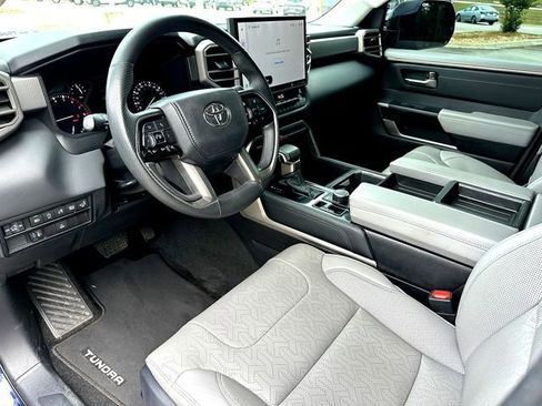 Used 2023 Toyota Tundra Limited w/ Power Package AWD/4WD image 13