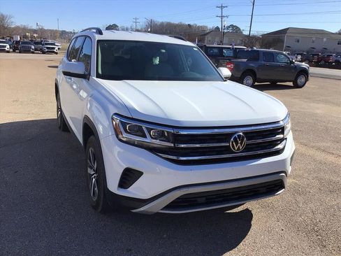 Used 2021 Volkswagen Atlas SE image 12