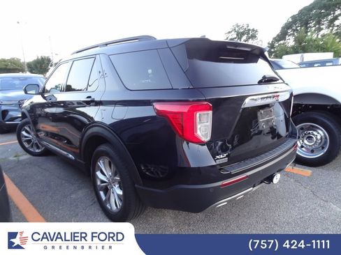 Used 2021 Ford Explorer XLT w/ Equipment Group 202A RWD image 3
