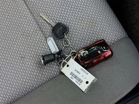 Used 2017 Chevrolet Silverado 1500 Custom w/ Custom Convenience Package image 30