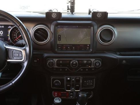 Used 2020 Jeep Gladiator Rubicon AWD/4WD image 16