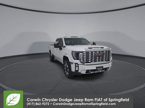 Used 2024 GMC Sierra 2500 Denali w/ Denali Reserve Package image 4