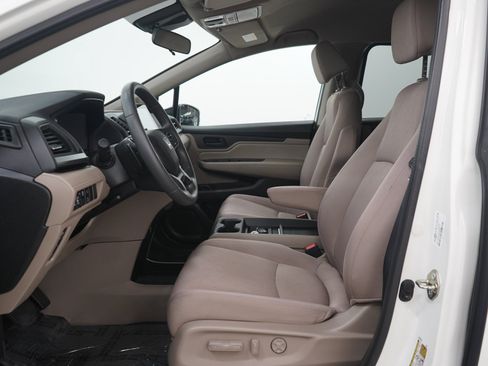 Used 2018 Honda Odyssey EX image 21