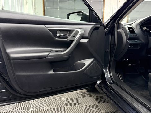 Used 2018 Nissan Altima 2.5 S w/ S Convenience Package image 5