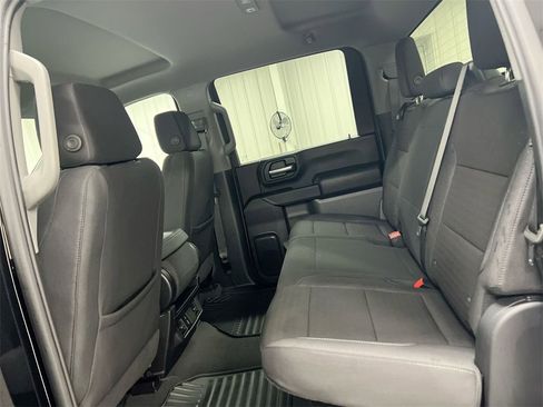 Used 2025 Chevrolet Silverado 2500 Custom w/ Custom Value Package image 22