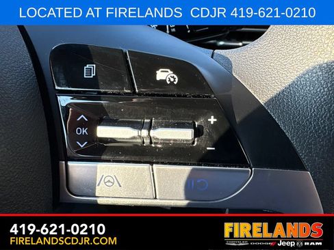 Used 2026 Hyundai Elantra SE FWD image 20