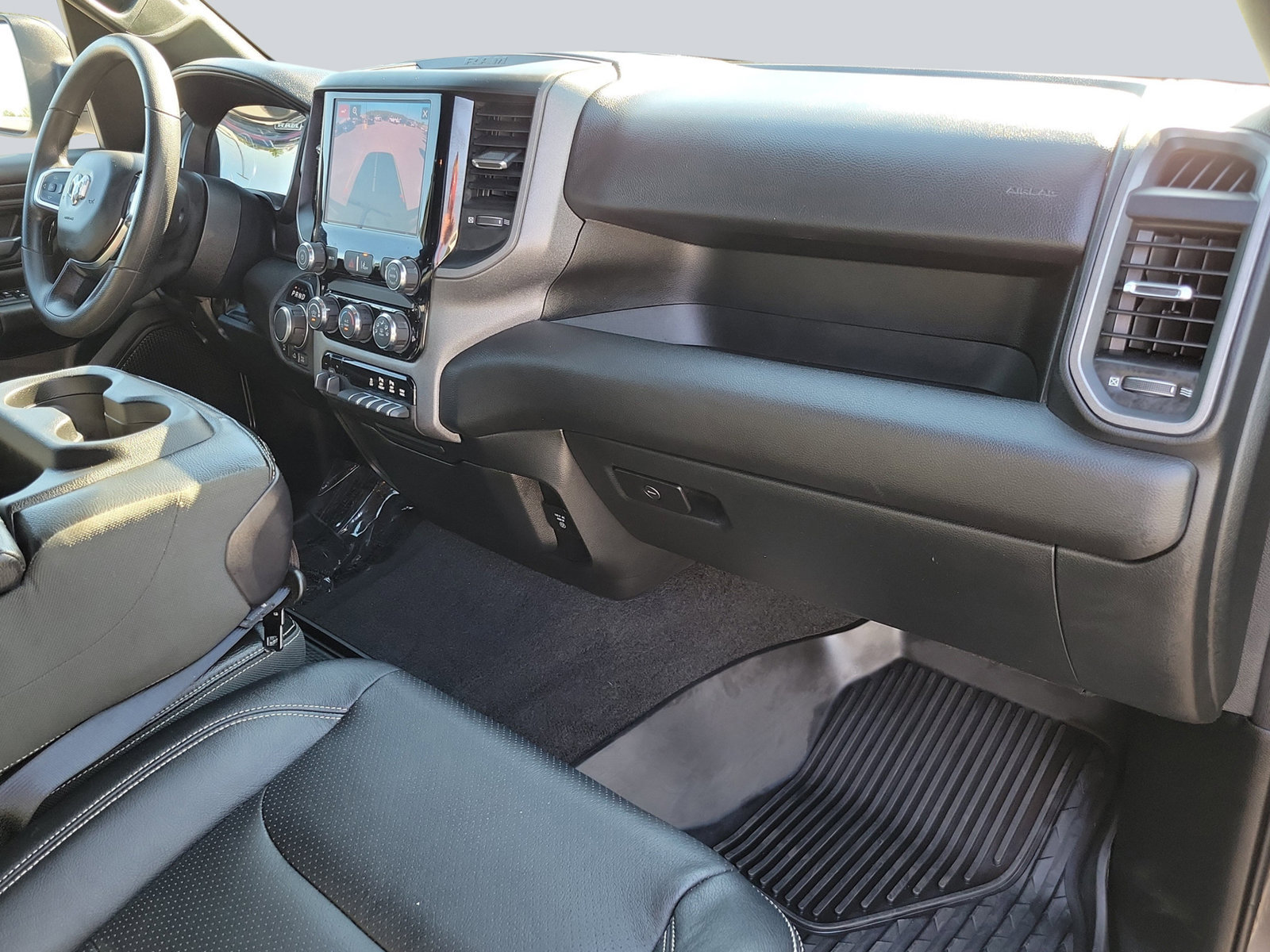 Used 2025 RAM 1500 Warlock AWD/4WD image 36