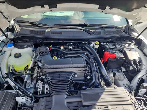 New 2026 Lincoln Corsair Reserve image 14