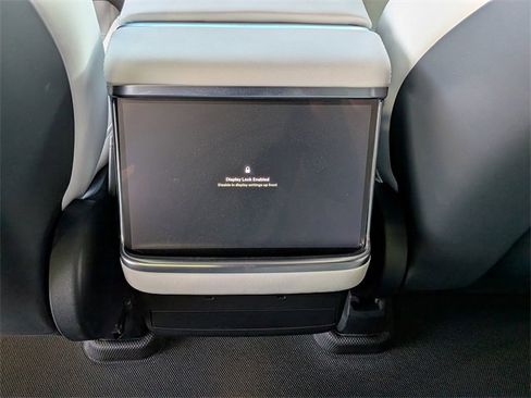 Used 2025 Tesla Model X image 24