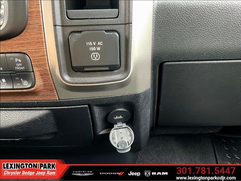 Used 2018 RAM 1500 Laramie w/ Convenience Group AWD/4WD image 16