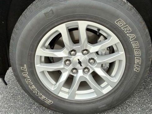 Used 2021 Chevrolet Silverado 1500 RST AWD/4WD image 5