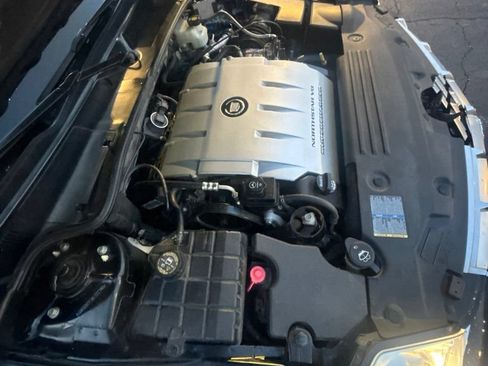 Used 2008 Cadillac DTS FWD image 22